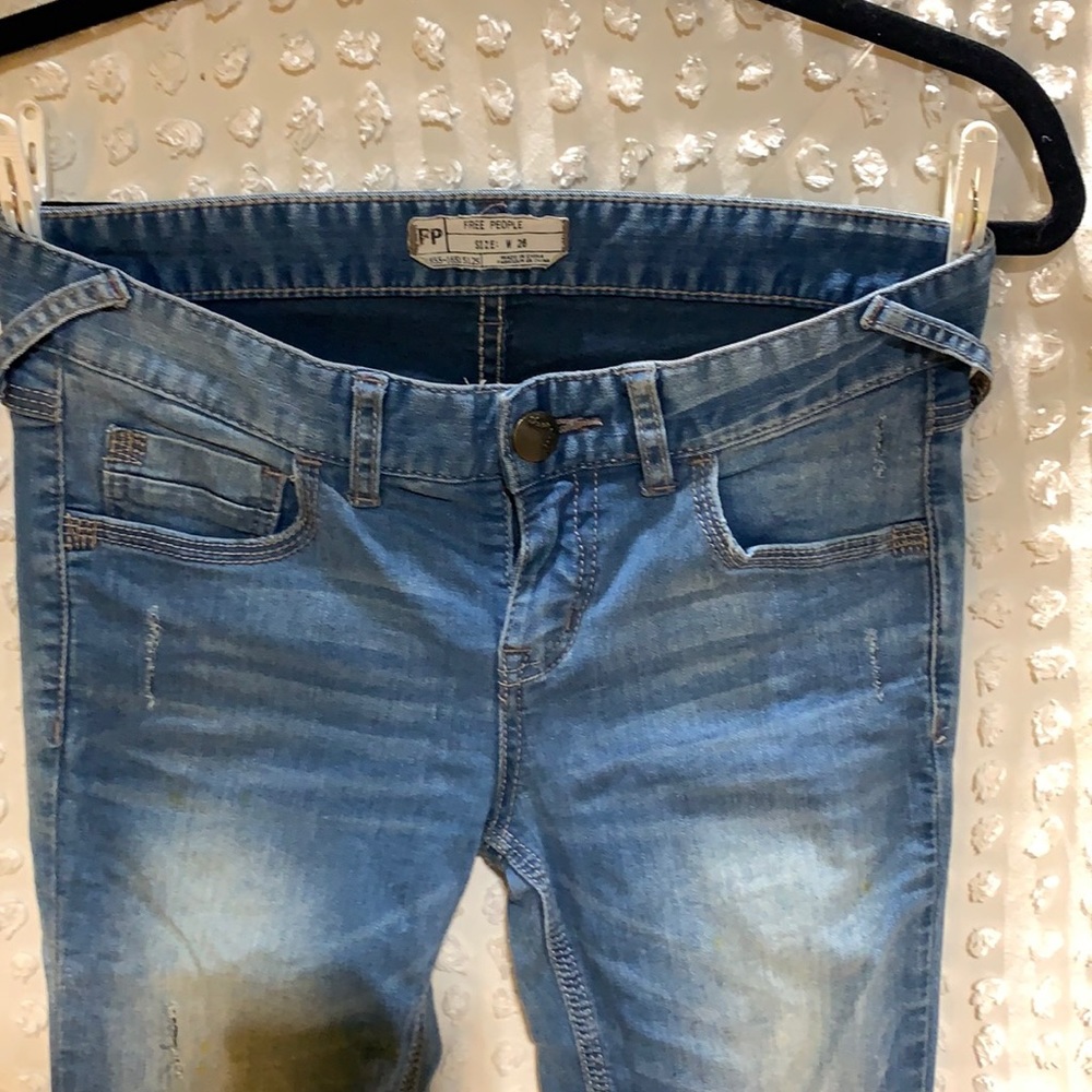 Free people jeans size 26 skinny washed distressed jeans